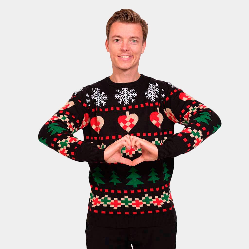 Jersey Navideño Negro Hombre con Nieve Corazones y Árboles