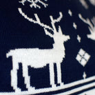 Jersey Navideño para Familia con Renos y Estrellas Azul Nordic Detalle