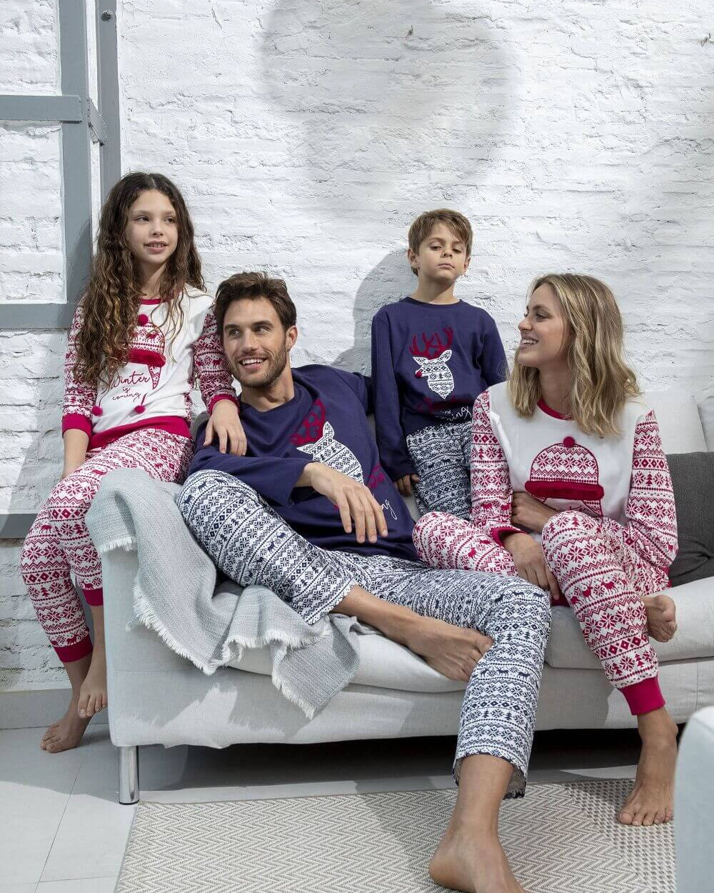 Pijama Navidad Familiar Azul y Burdeos