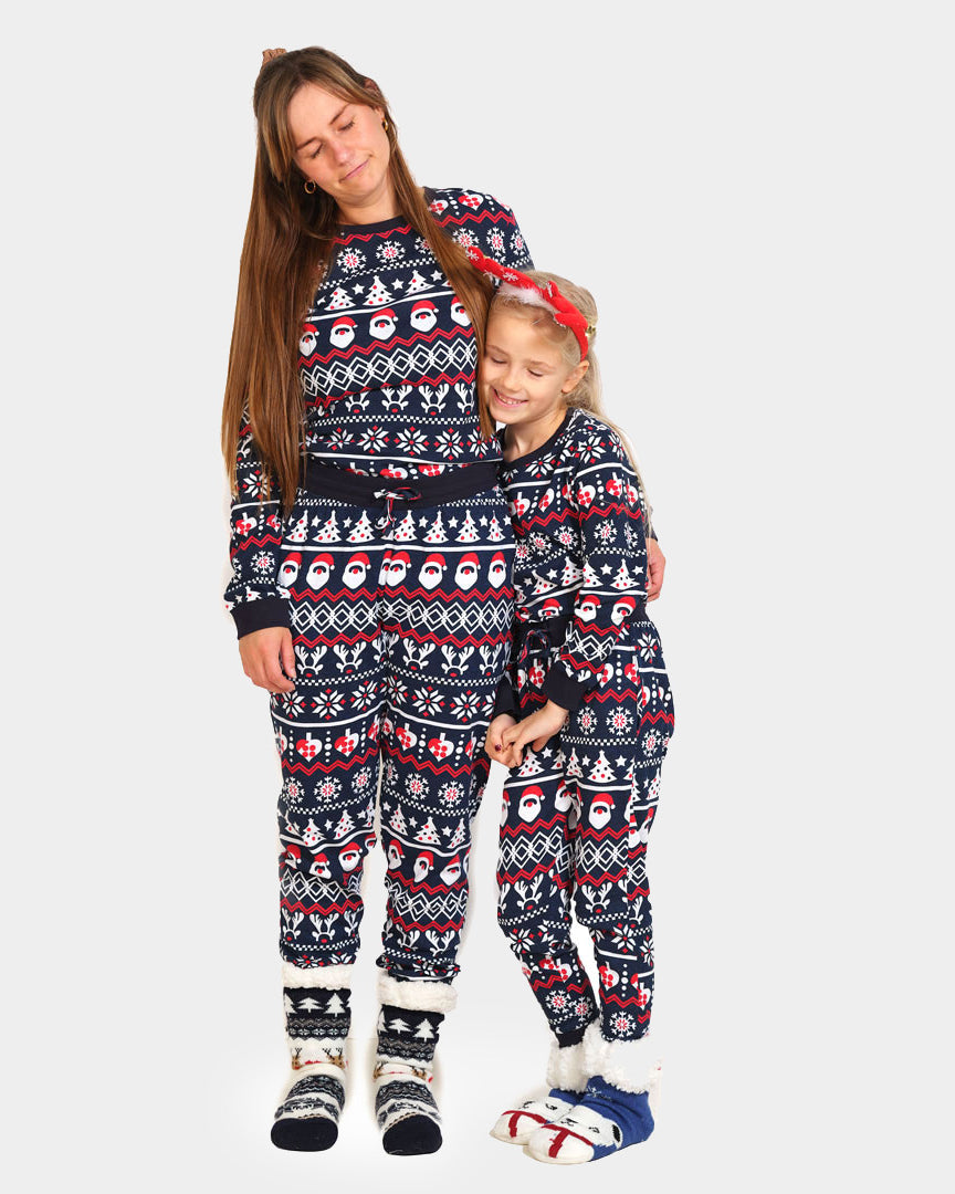 Pijama de Navidad para Niños con Papá Noel, Árboles y Corazones Mujer