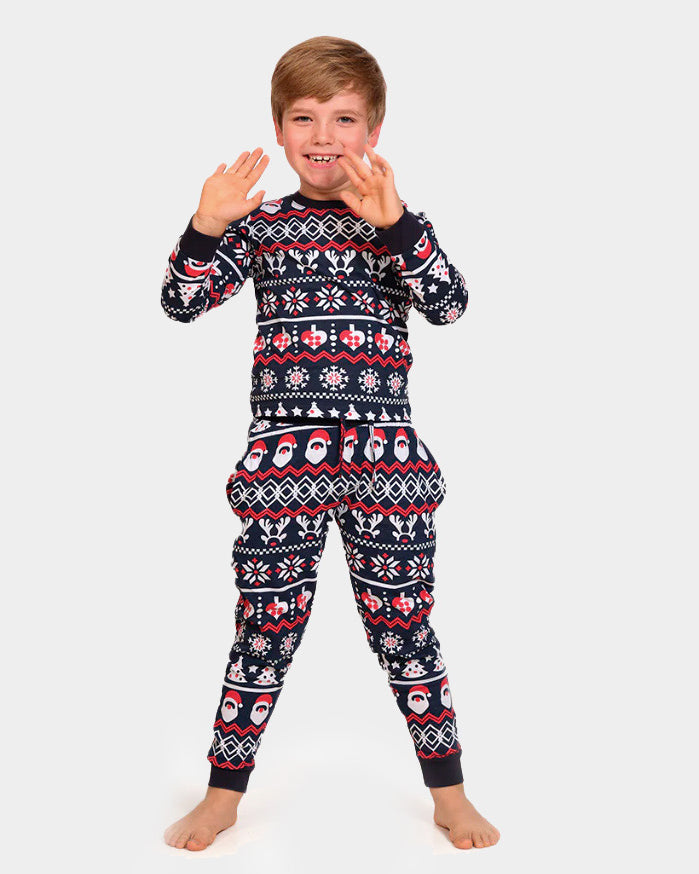 Pijama de Navidad para Niños con Papá Noel, Árboles y Corazones