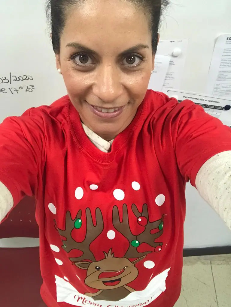 CAMISETA-NAVIDENA-ROJA-RENO-MERRY-CHRISTMAS